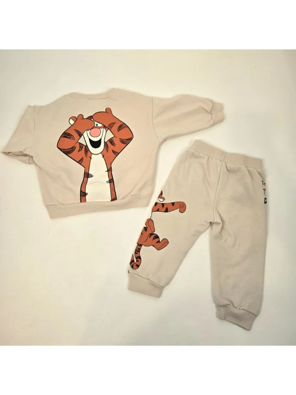 Disney Baby Tigger 2 Piece Set Sweatshirt & Pants Winnie the Pooh Baby Size 12M
